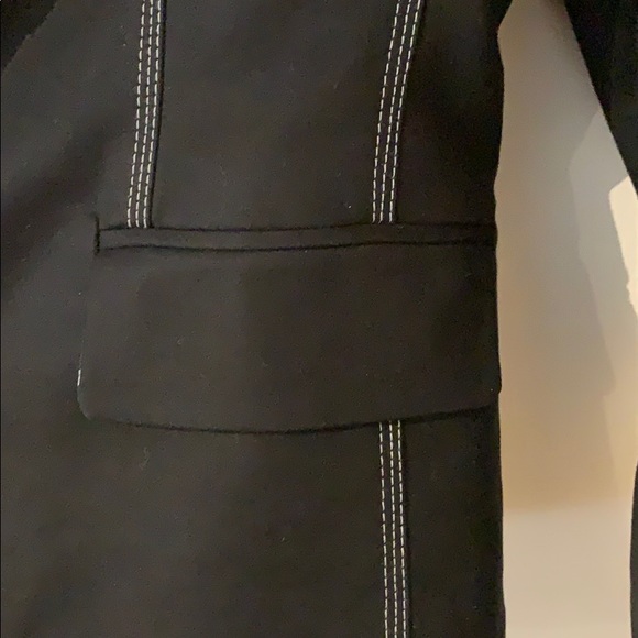 Josephine Chaus ladies black cropped black blazer - Picture 5 of 8